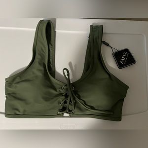Women’s bathing suit top